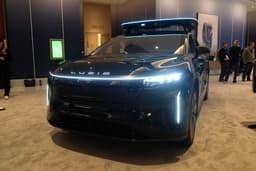 Роботакси Lucid Gravity для Uber: серийный образец представлен на CES 2026 и уже тестируется на дорогах залива Сан-Франциско перед запуском